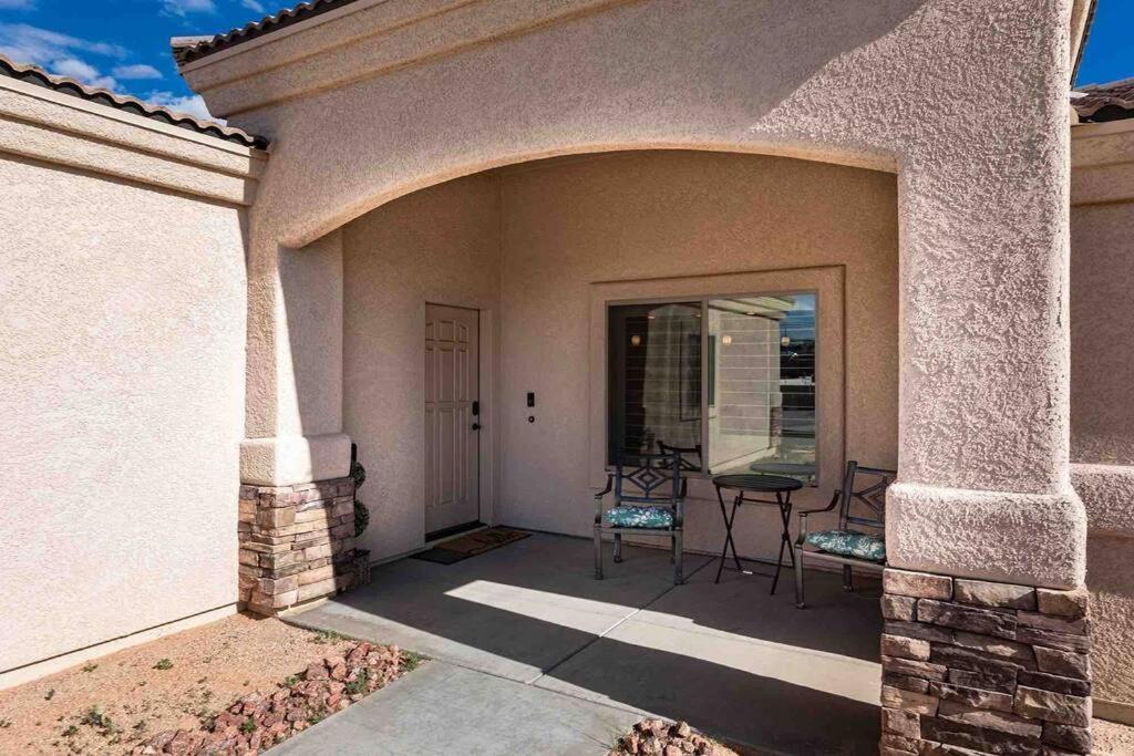 Hot Tub . Spacious . Pets . Central . Boat Parking Lake Havasu City Εξωτερικό φωτογραφία